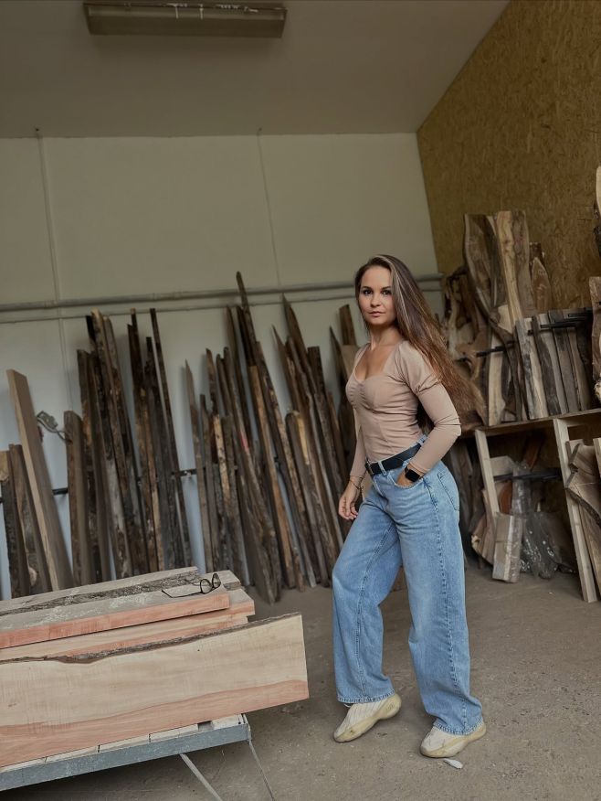 Když nesedím za notebookem, nebalím objednávky, nedělám reelsy a neleju epoxid na dílně, najdete mě u fošen 😆🫶 #epomarst...