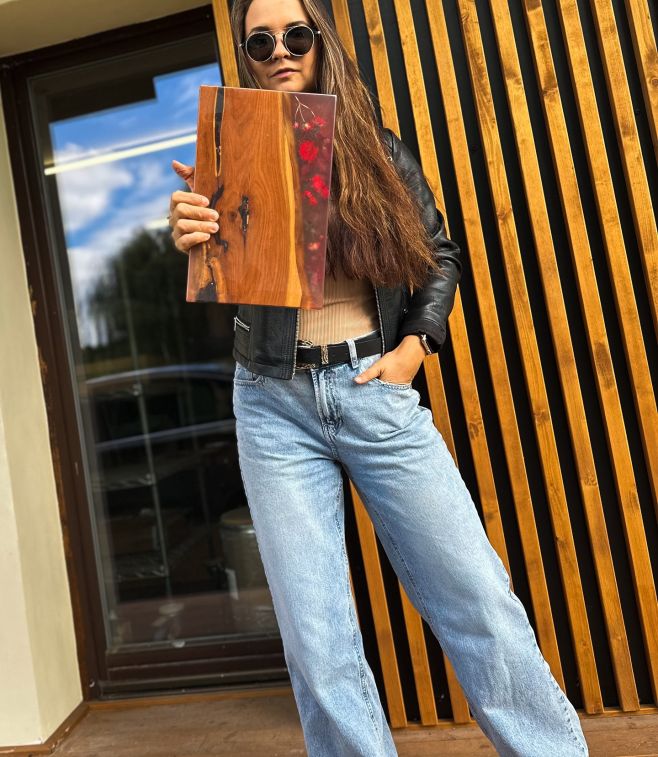 Epoxidové podnosy, díky kterým můžete ohromit návštěvu stylovým servírováním nebo si v klidu vychutnat hrnek s kávou či...